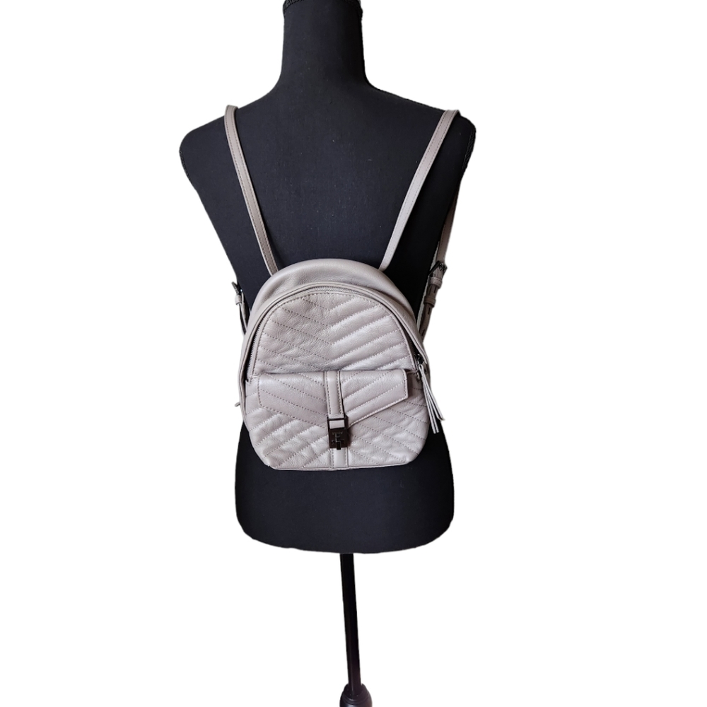 Botkier Grey Chevron Backpack/Crossbody Bag - Picture 12 of 12